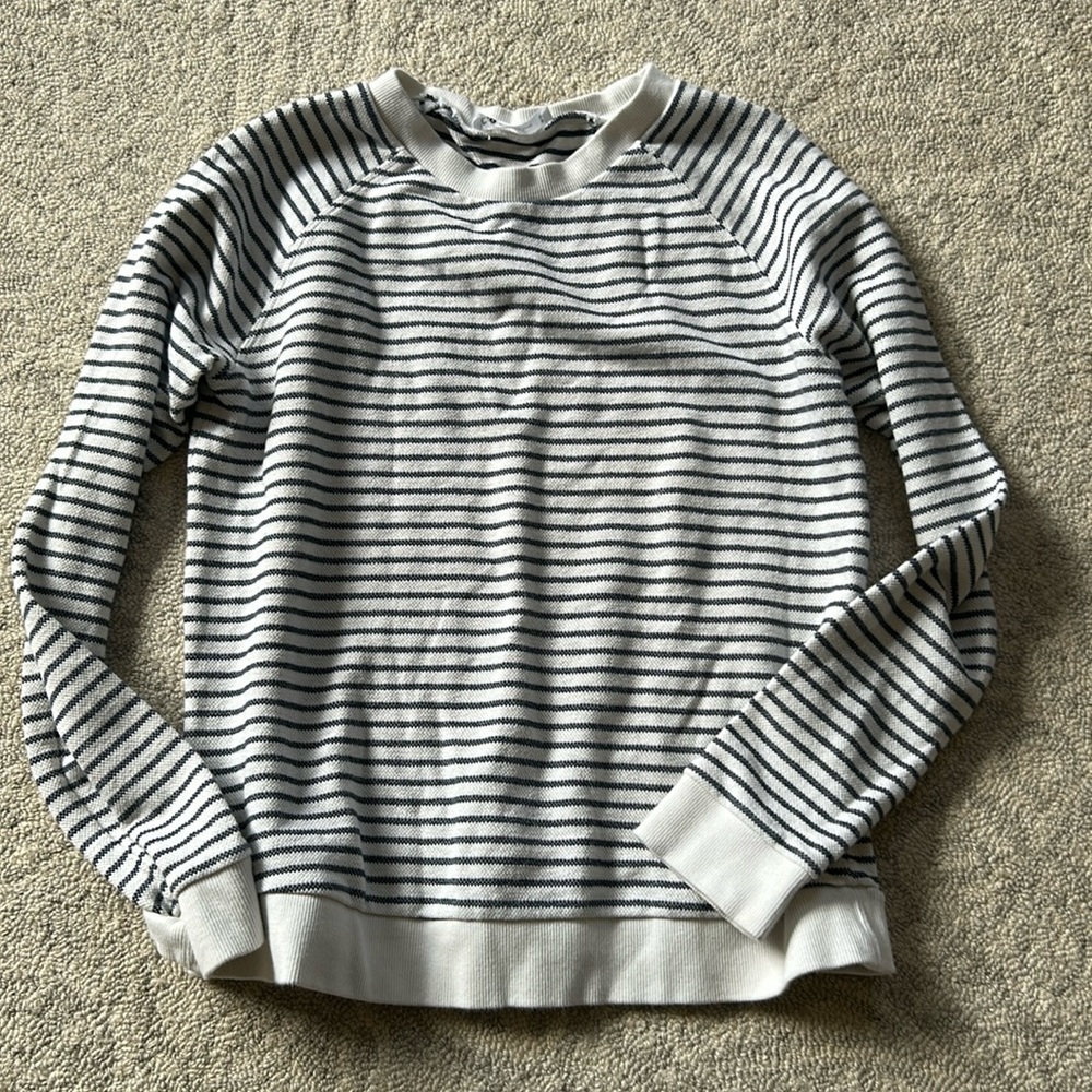 Woman’s Figs Sweater Size Medium